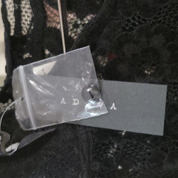 🌿2 for $32 Gorgeous  shirt - Picture 5 of 5